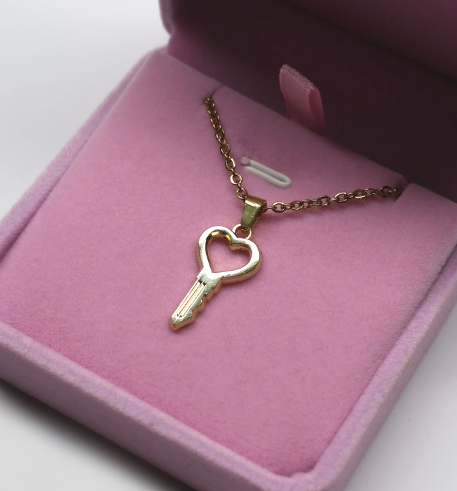 Heart Key - Necklace